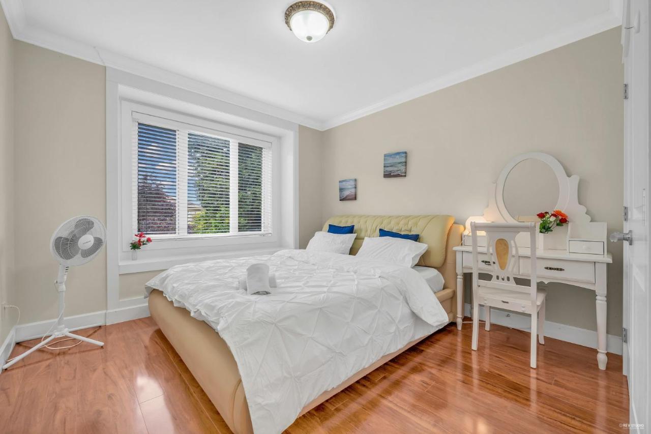 Luxurious Getaway In Vancouver-Private Room With Attached Bathroom Exterior foto